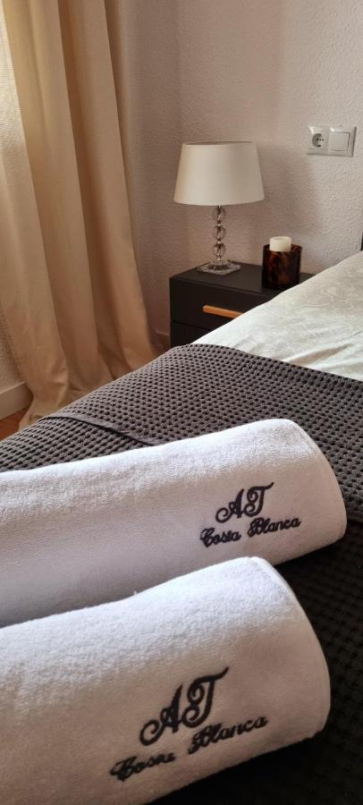 At Costa Blanca - Cozy With Pool Appartement