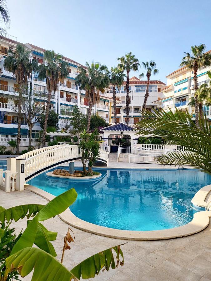 At Costa Blanca - Cozy With Pool Apartamento La Mata (Torrevieja)